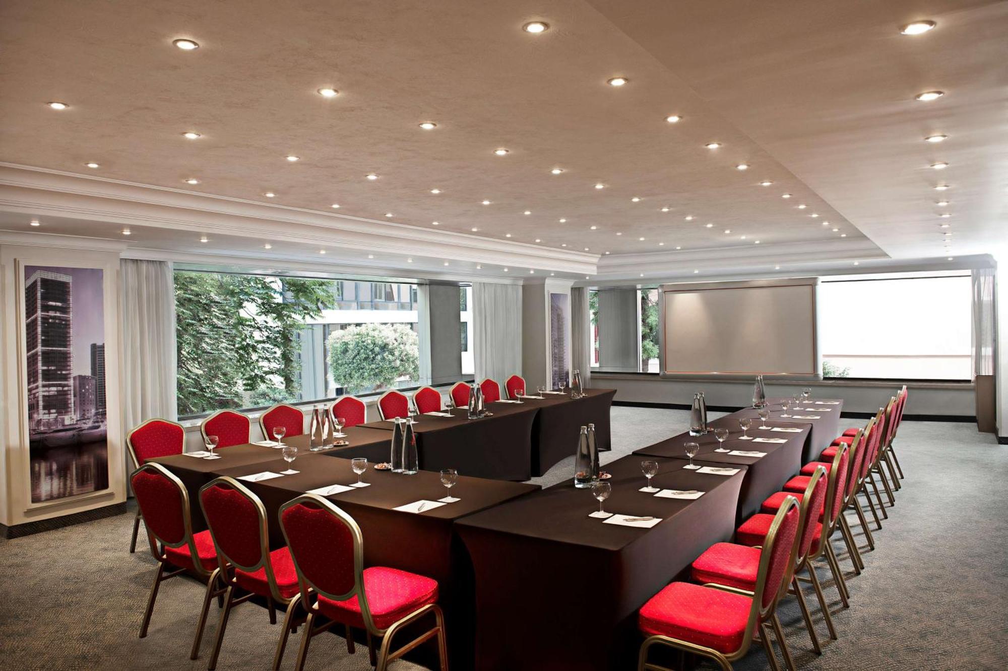 贝鲁特马丁内斯丽笙布鲁酒店 外观 照片 Meeting room